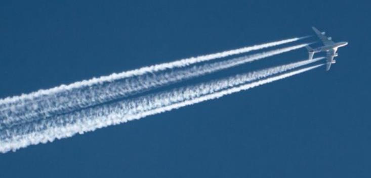 谷歌成功利用人工智能降低飞机碳排放